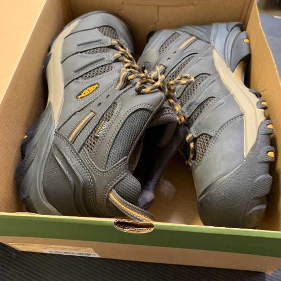 🆕 KEEN Men's Headout Mid Height Waterproof All Terrain Hiking Boots NIB 🥾 - Picture 2 of 8